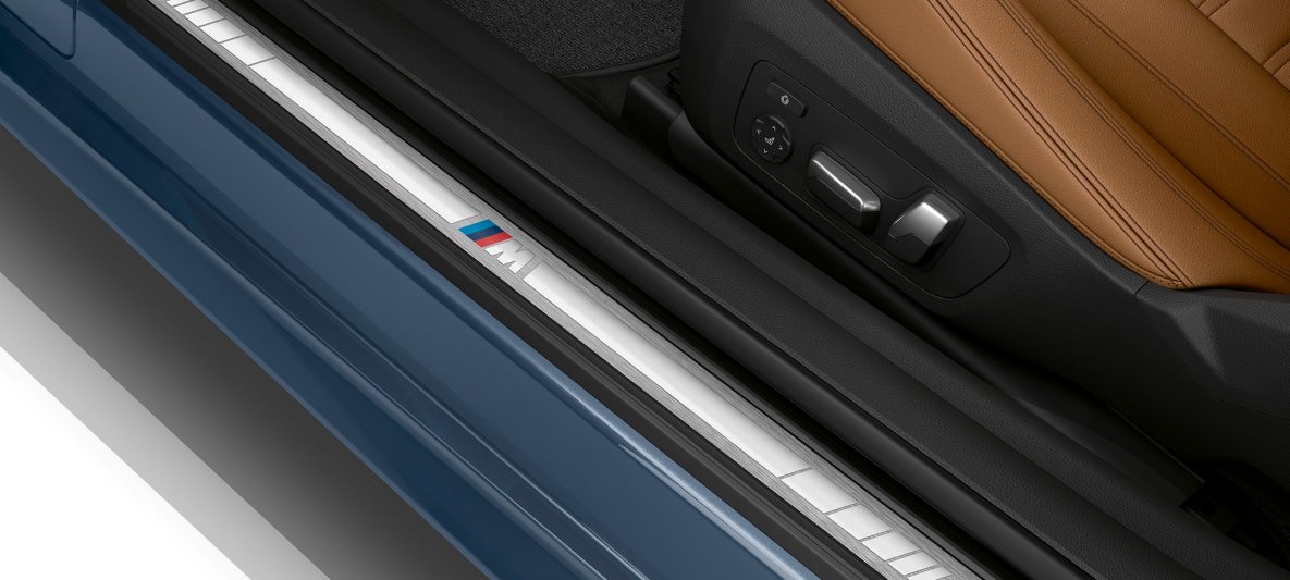 BMW 4er Coupé G22 2020 Innenraum Einstiegsleiste